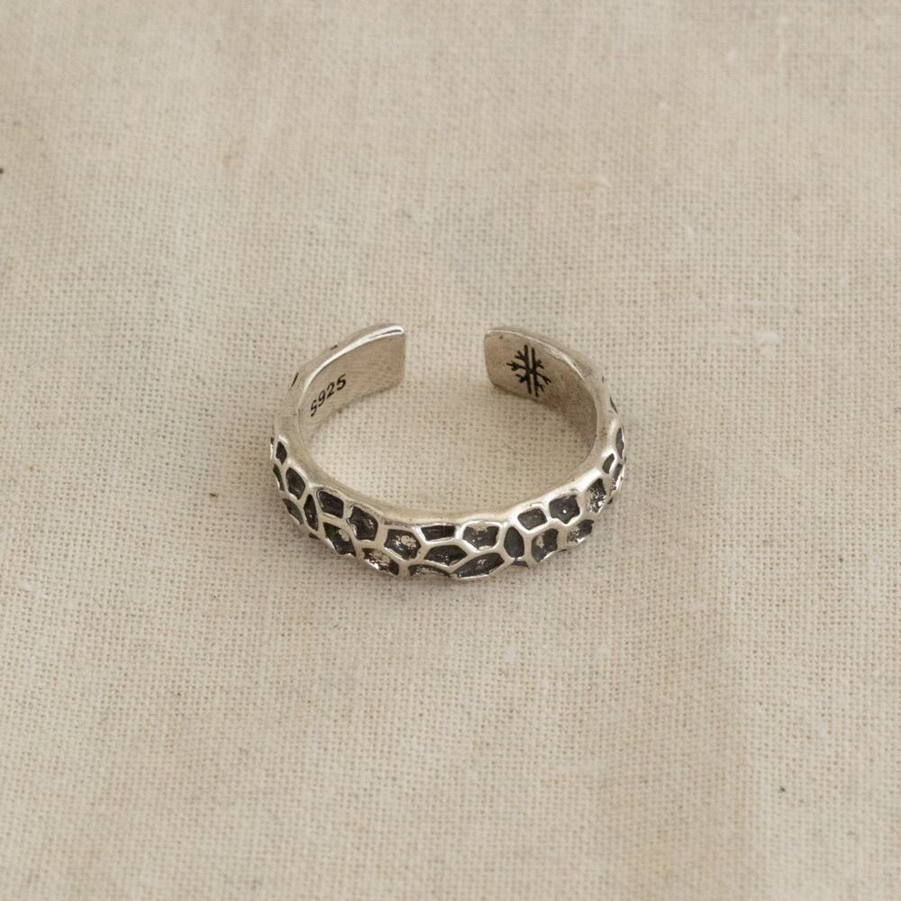 Y2K Silver Honeycomb Adjustable Ring